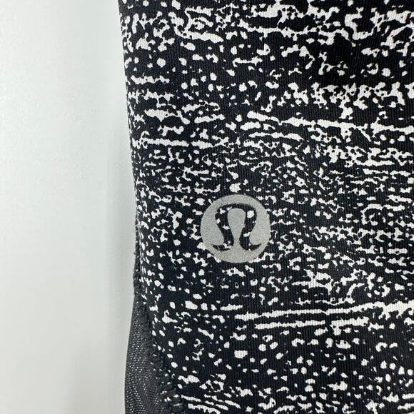 Lululemon Pace Perfect Crop in Air Time White Black / Black Size 8 - Picture 8 of 13